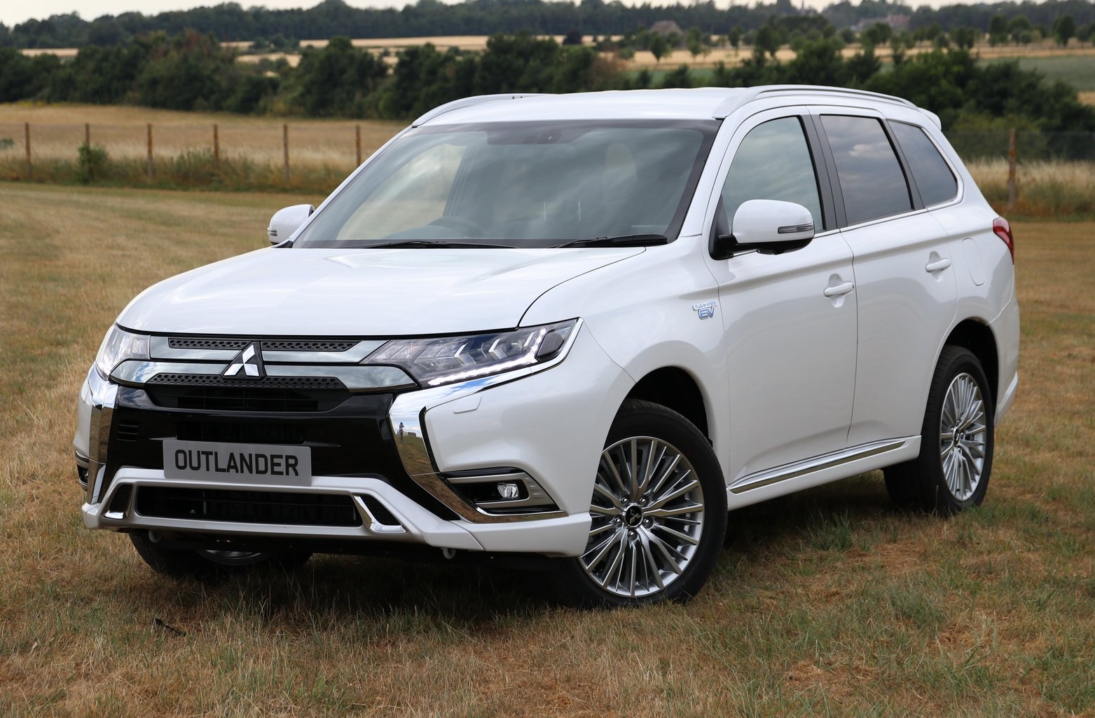 mitsubishis outlander phev scheduled for early next year
